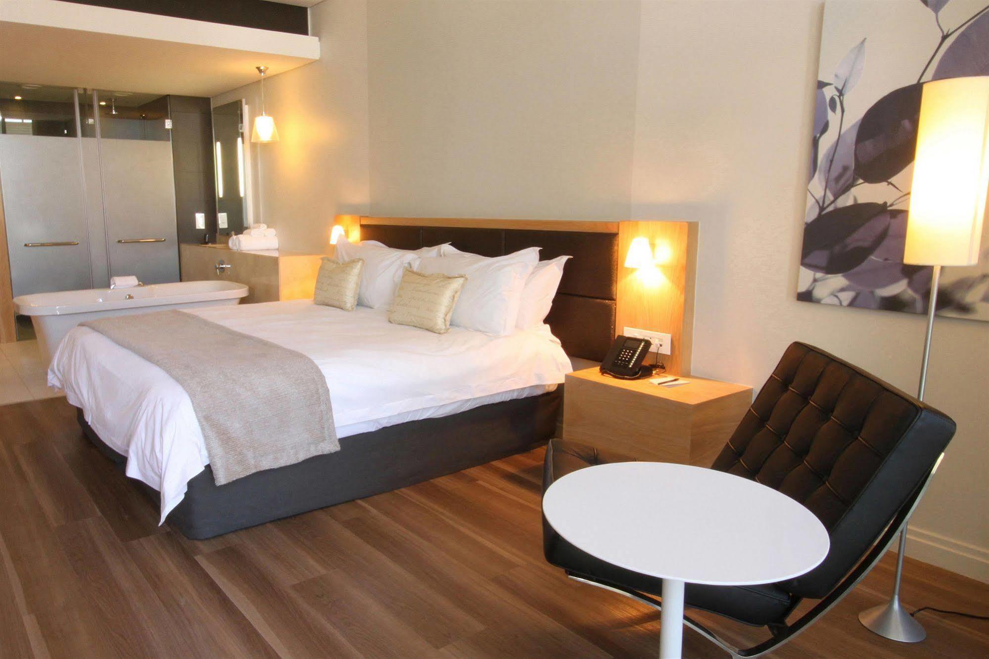 Aha Gateway Hotel Umhlanga Durban Ngoại thất bức ảnh
